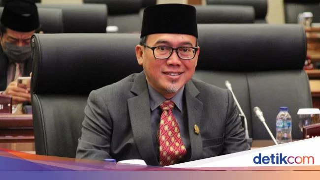 PKS Anggap Anies Tak Diam soal Polusi di DKI: Beliau Visioner