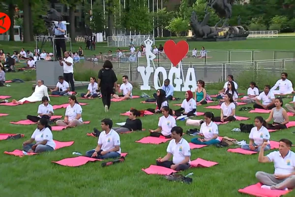 Perayaan Hari Yoga Internasional berlangsung di Markas Besar PBB