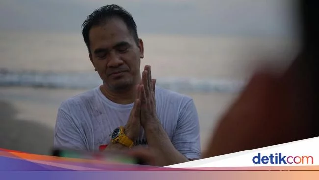 Saipul Jamil Nangis Dengar Kabar Dewi Perssik Digugat Cerai Angga Wijaya