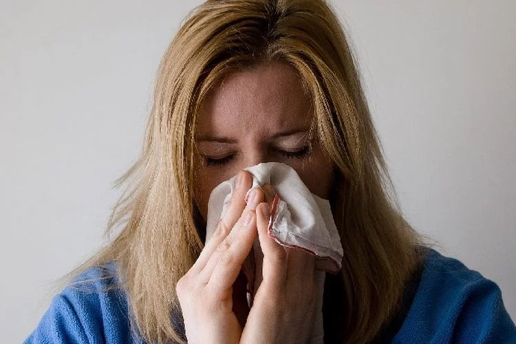 Cara Alami Mengatasi Hidung Tersumbat dan Sakit Tenggorokan Tanpa Minum Obat Mudah dan Efisien