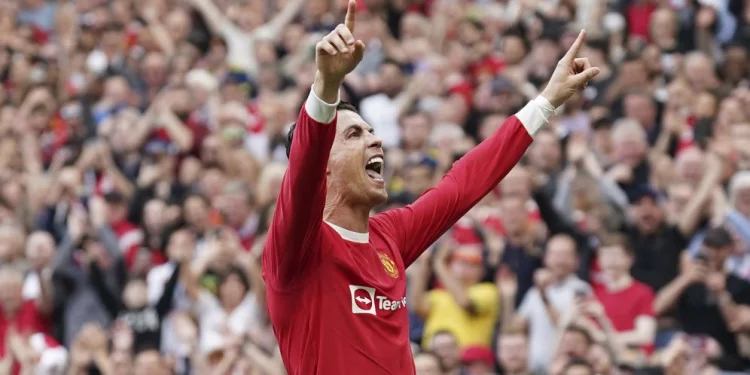 Bayern Munchen Incar Cristiano Ronaldo Sebagai Penggganti Robert Lewandowski