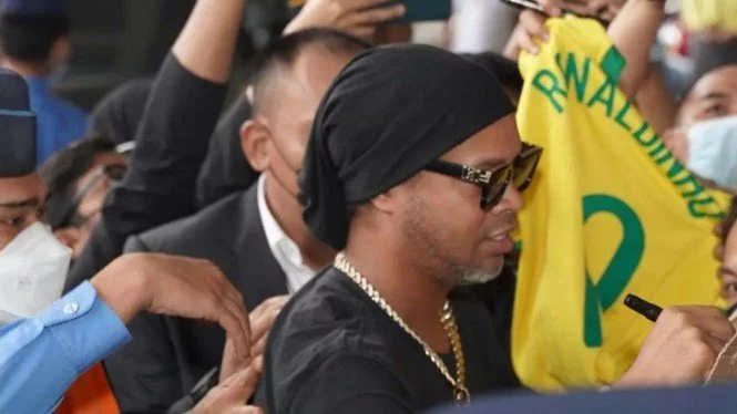 Ronaldinho Ternyata Tahu Tentang Sepakbola Indonesia