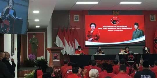 PDIP Protes Anies Baswedan Undang Tukang Bakso ke Balai Kota Jakarta