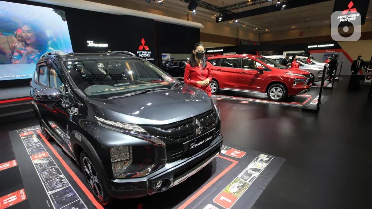 Mau Beli Mitsubishi Xpander dan Xpander Cross, Simak Simulasi Cicilannya