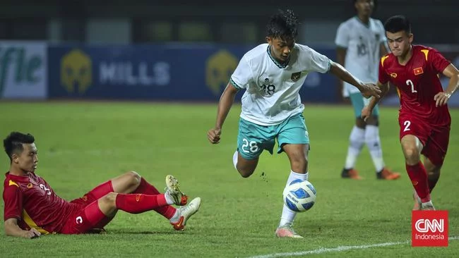 Penyebab Pemain Vietnam Bertumbangan Lawan Indonesia di Piala AFF U-19