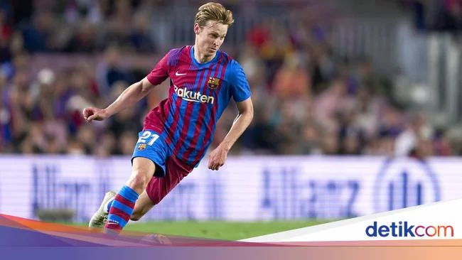 Presiden Barcelona Ingin Pertahankan Frenkie de Jong, tapi ...