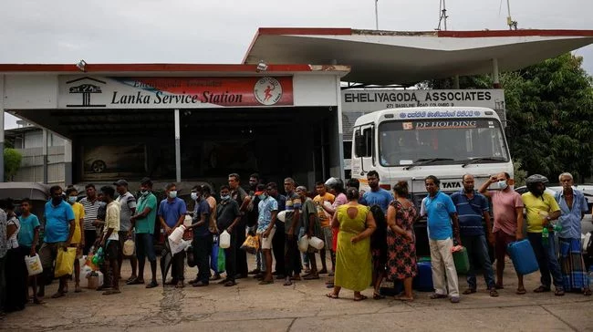 Sudah Kronis, Sri Lanka Sampai Tak Mampu Beli BBM