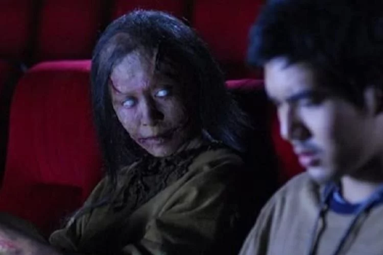 Sinopsis Film Horor Thailand COMING SOON, Ketika Hantu Dalam Film Meneror Penonton di Dunia Nyata