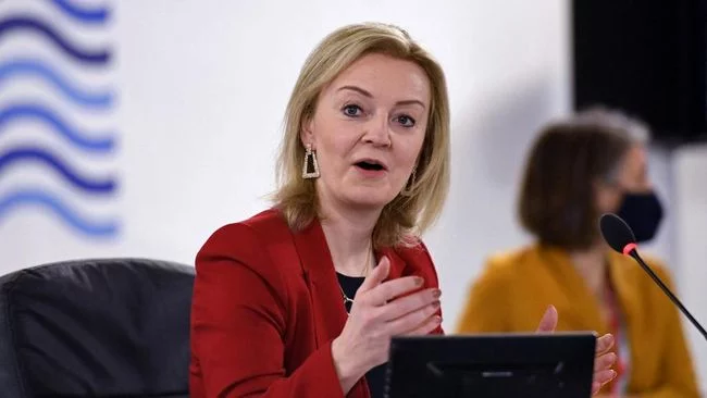 Inggris Gonjang-ganjing, Menlu Liz Truss Langsung Tinggalkan Bali