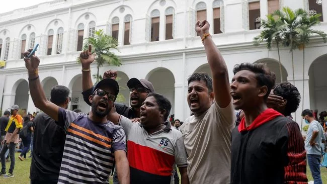 Demonstran Duduki Rumah Presiden Sri Lanka, Setiap Jengkal Dikuasai