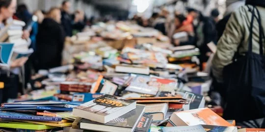 Bazar Buku Internasional Terbesar Digelar di Surabaya, Ini Fakta Uniknya