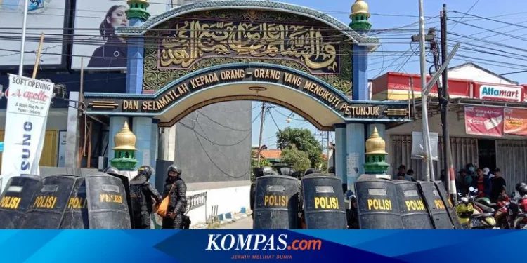 Saat Jokowi Minta Pencabutan Izin Ponpes Shiddiqiyyah Jombang Dibatalkan.. Halaman all