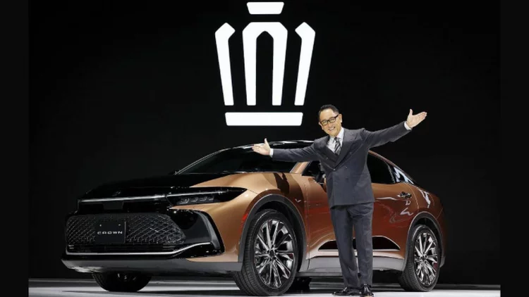 Toyota Crown Crossover, Bentuk Lain dari Sedan Mewah Legendaris Jepang