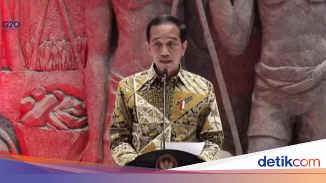 Terima Kunjungan Direktur IMF, Jokowi Pamer Rasio Utang RI Masih Aman
