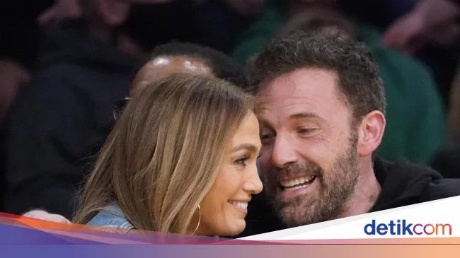 Jennifer Lopez dan Ben Affleck Resmi Nikah, Gelar Perayaan Intim