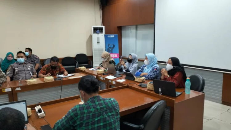 Bappeda - Plan Internasional  Indonesia Kerja Sama Tuntaskan Masalah Lingkungan di Depok