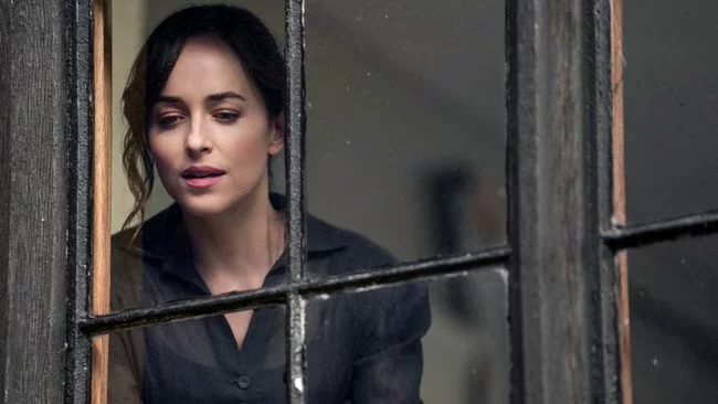 Sinopsis Persuasion, Film Romansa Terbaru Dakota Johnson