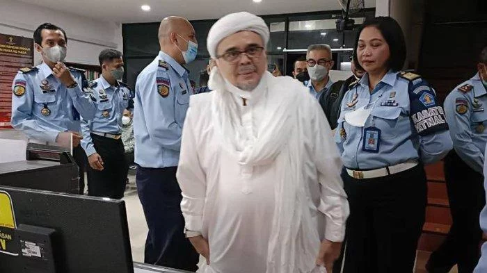 BREAKING NEWS: Habib Rizieq Shihab Bebas Pagi Ini