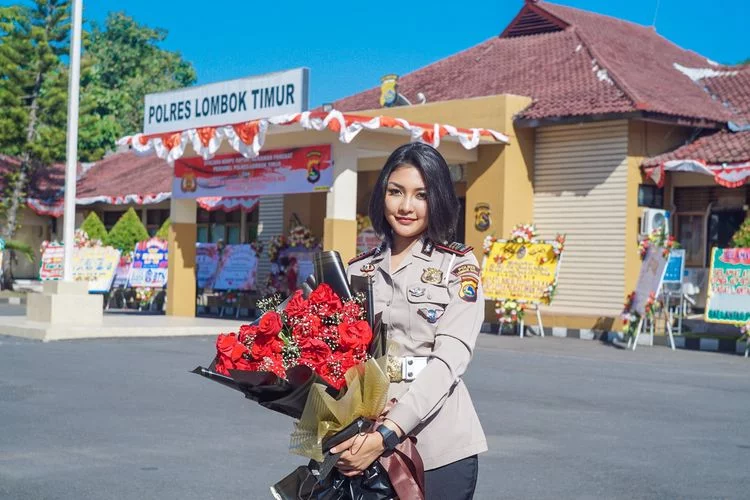 Viral! Benang Merah Polwan Cantik AKP Rita Yuliana Ikut Terseret Peristiwa Ferdy Sambo