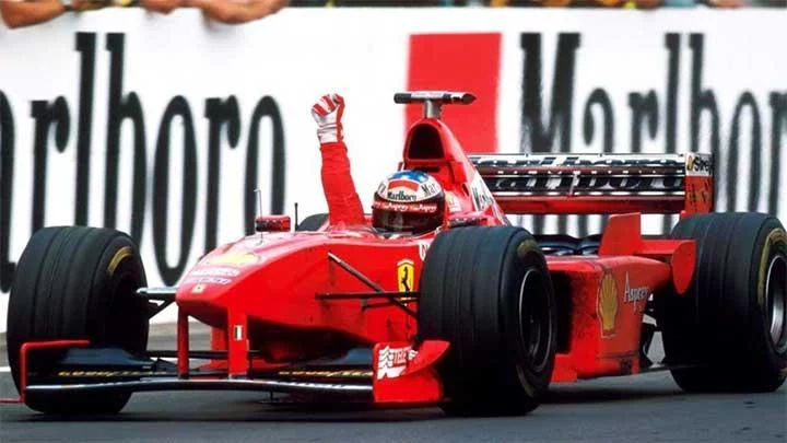 Mobil Balap F1 Ferrari F300 Tunggangan Michael Schumacher Dilelang