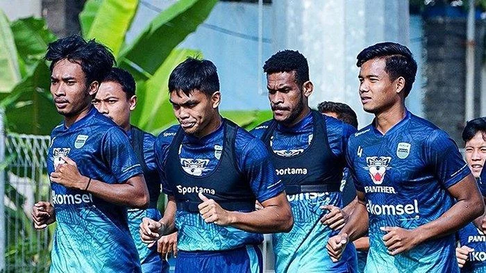 Daftar Susunan Pemain Persib di Liga 1 Bhayangkara FC vs Persib Bandung, Misteri Menghilangnya Ricky - Tribun-bali.com