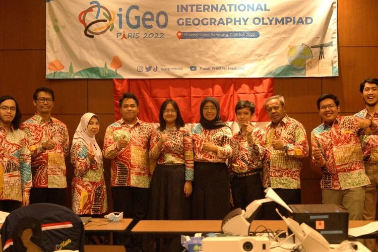 Tim Indonesia Torehkan Prestasi di Olimpiade Internasional Geografi