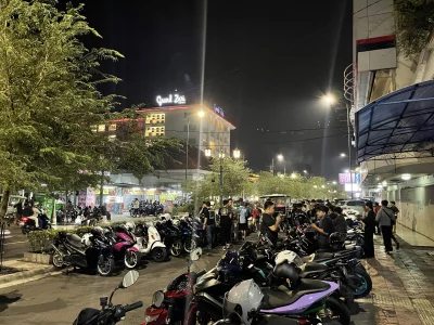 Antusiasme Anak Muda Pecinta Otomotif di Night Ride Gabungan