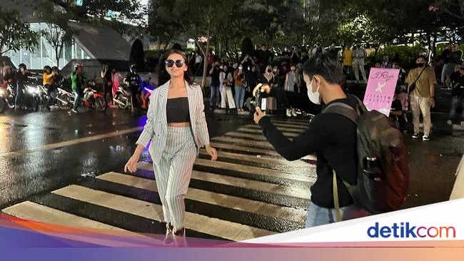 Citayam Fashion Week Jadi Merek Rebutan, Baim Wong Ikutan