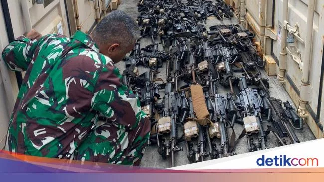 5 Fakta Penemuan 1 Kontainer Senjata di Pelabuhan Panjang