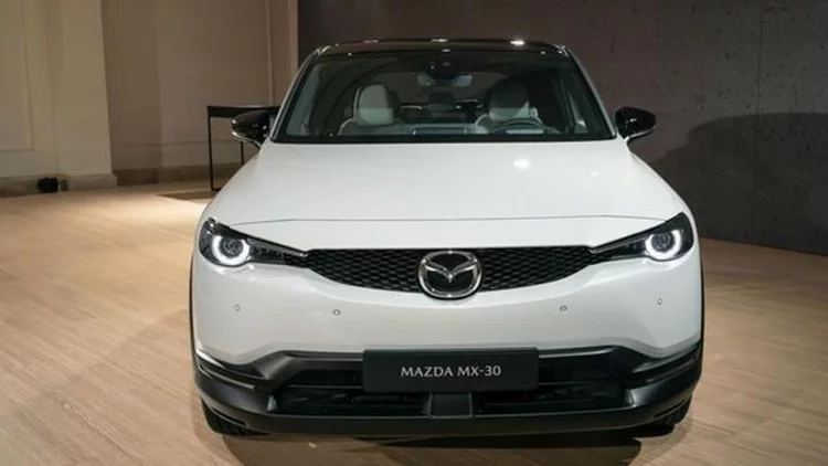 Mazda Belum Tertarik Boyong Mobil Listrik ke Indonesia