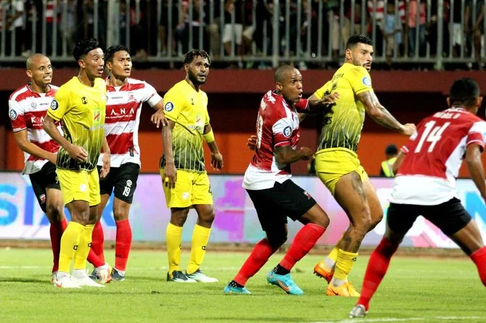 Pelatih Persib Waspada Lihat Madura United Catat Kemenangan Besar di Laga Perdana
