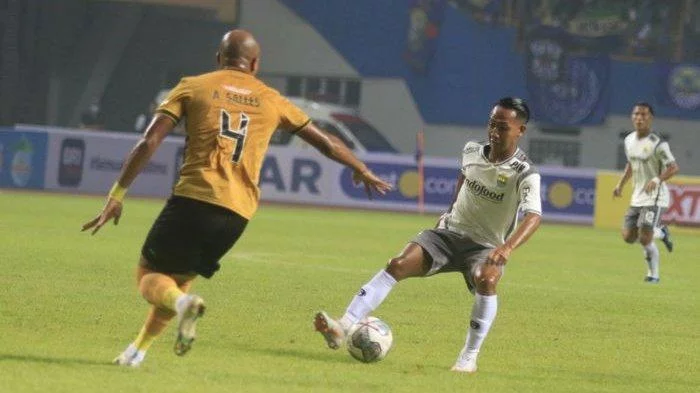 Daftar Pemain Persib Bandung yang Harus Absen Lawan Madura United, Plus Etam dan Mungkin Lord Henhen