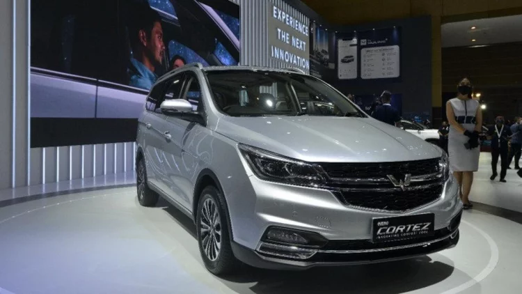 Harga Beda Tipis, Ini Keunggulan New Wuling Cortez dari Hyundai Stargazer