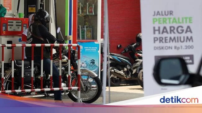 Ini Alasan DPR Usulkan Pertalite Cuma buat Motor dan Kendaraan Umum