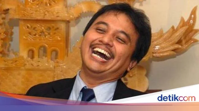 Kilas Balik Roy Suryo Hingga Ditahan karena Meme Stupa Borobudur