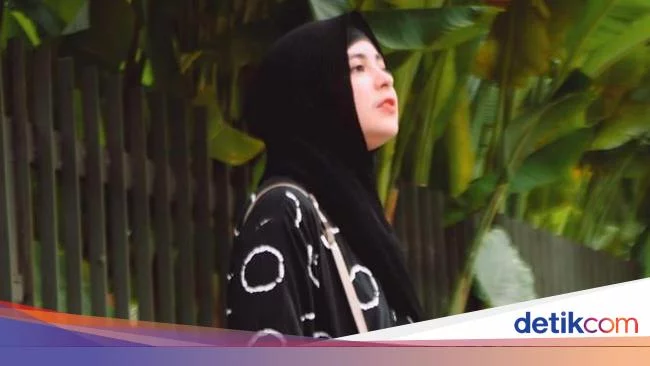 Risty Tagor dan Kisah Pernikahan Ketiga yang Misterius hingga Cerai