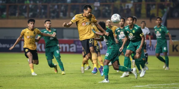 Bhayangkara FC vs Persebaya 1-0: Absennya Silvio Junior Jadi Alasan, Skema False Nine Tak Mempan