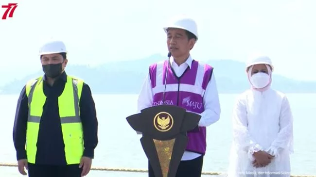 Jokowi Resmikan Pelabuhan 'Misterius' Bernilai Rp 2,9 Triliun