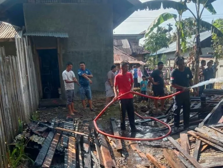 Dua Peristiwa Kebakaran Terjadi Dalam Sehari di Pessel