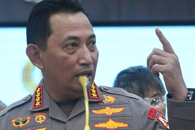 Kapolri Soal Kasus Brigadir J: Tidak Ada Fakta Peristiwa Tembak Menembak  - Pikiran-Rakyat.com