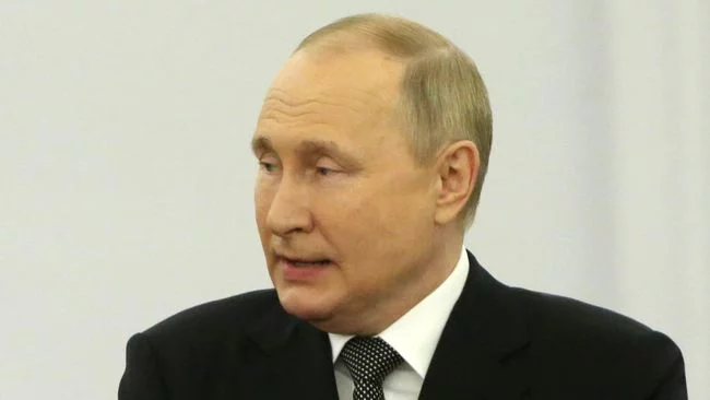 Putin Disebut Mulai Melemah & Hilang Kontrol, Ini Buktinya