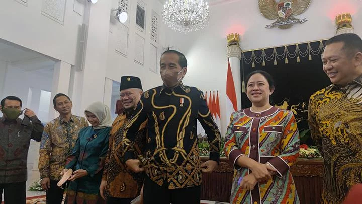Jokowi Temui Lembaga Tinggi Negara Bahas Subsidi BBM: Kalau Tak Kuat Bagaimana?