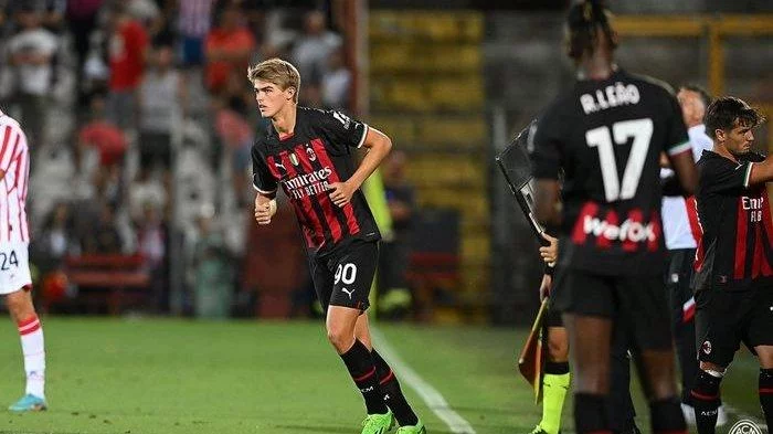 Debut Charles De Ketelaere Panen Pujian Saat AC Milan Gilas Udinese, Tandai Debut di Liga Italia