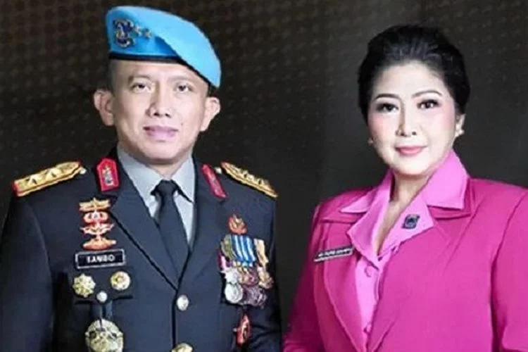 Penyidik Libatkan Putri C Telusuri Magelang, Puzzel Peristiwa Pemicu Emosi Ferdy Sambo Harus Utuh - Pikiran-Rakyat.com