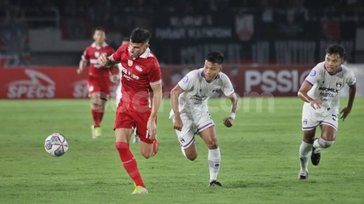 Persis Solo Kalah Lagi, Jacksen F Tiago Tegaskan Takkan Mundur