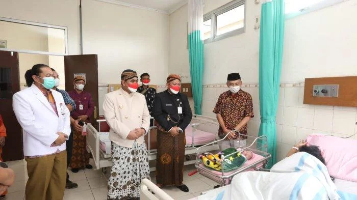 Dapat Laporan ODHA Asal Jabar yang Hendak Melahirkan, Taj Yasin: Langsung Kita Tangani