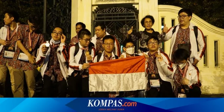 Siswa Indonesia Raih 8 Medali Olimpiade Informatika Internasional 2022 Halaman all