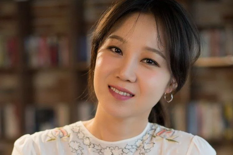 Ibu Gong Hyo Jin Plek-Kiteplek dengan Sang Anak, Kevin Oh Jangan Sampai Salah Gandeng