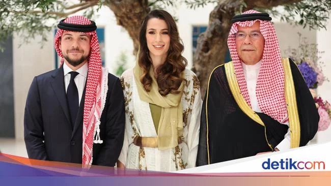 6 Potret Pertunangan Pangeran Tampan Yordania & Wanita Cantik Arab