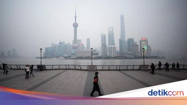 Matinya Gemerlap Gedung Pencakar Langit The Bund Shanghai